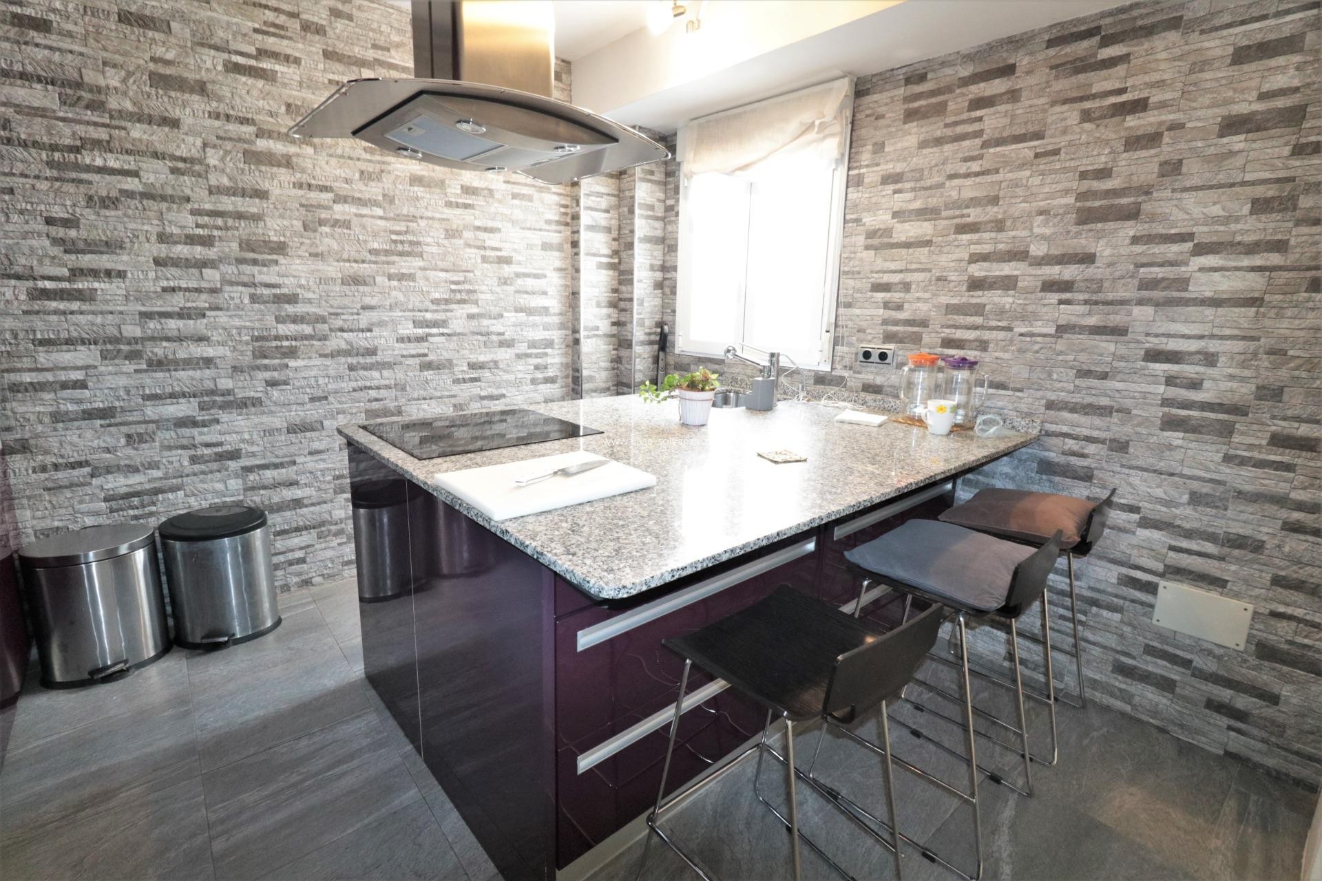 Reventa - Apartamento / piso - Torrevieja - Playa De Los Naufragos