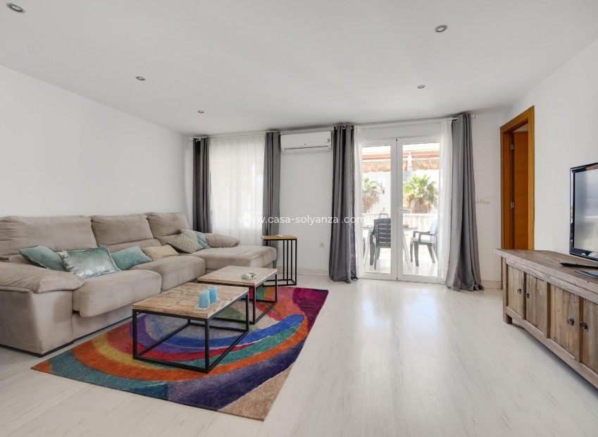 Reventa - Apartamento / piso - Torrevieja - Playa De Los Naufragos