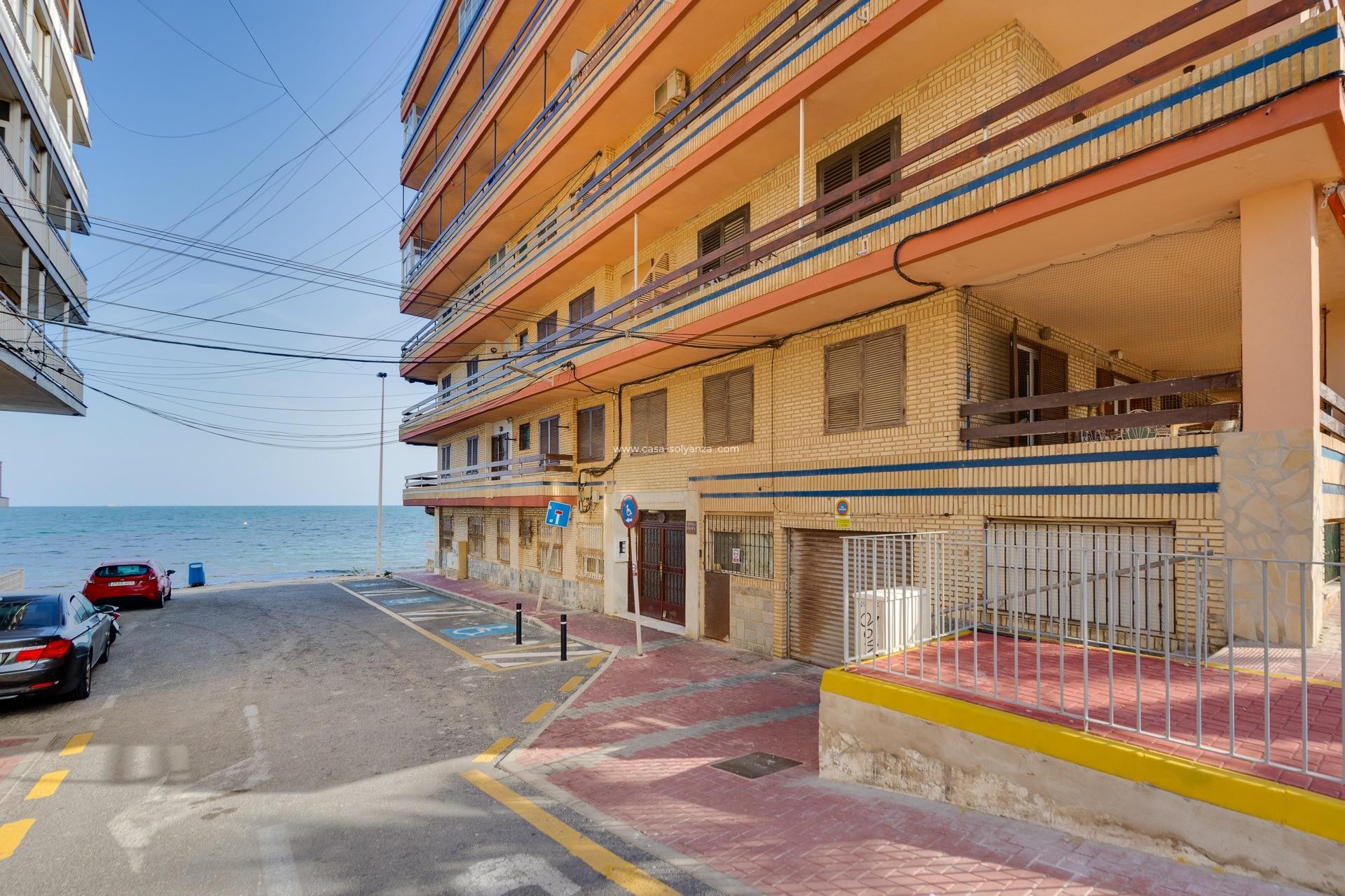 Reventa - Apartamento / piso - Torrevieja - Playa De Los Naufragos