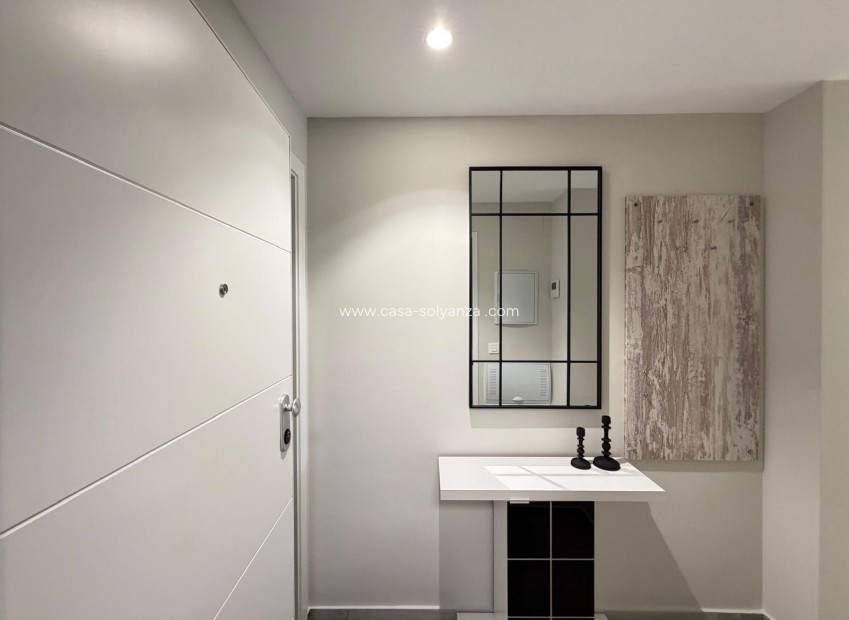 Reventa - Apartamento / piso - Torrevieja - Playa del Cura