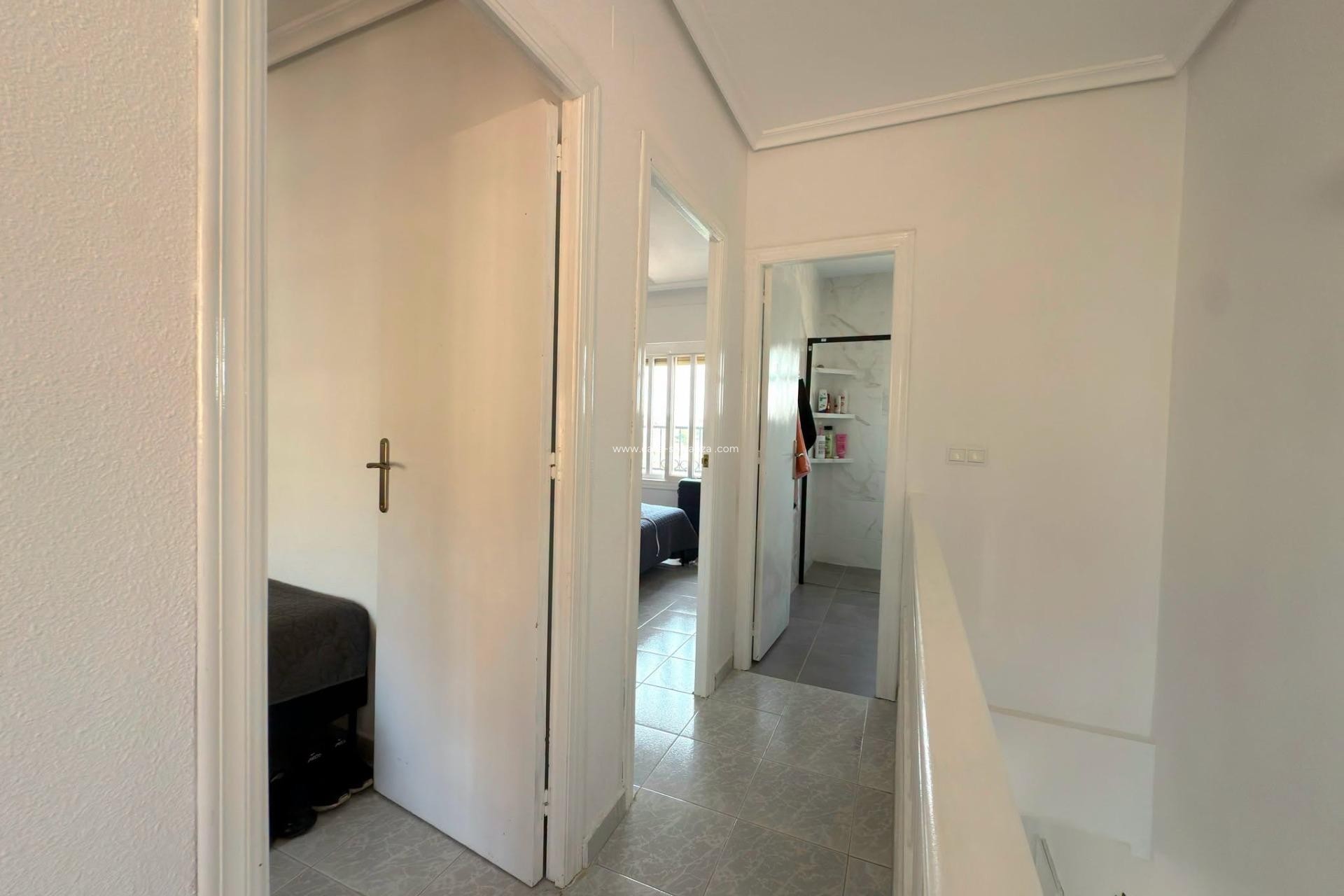 Reventa - Apartamento / piso - Torrevieja - Playa del Cura