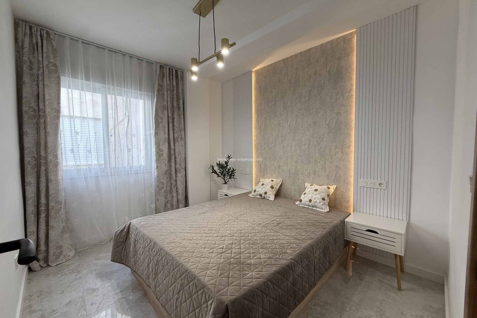 Reventa - Apartamento / piso - Torrevieja - Playa del Cura