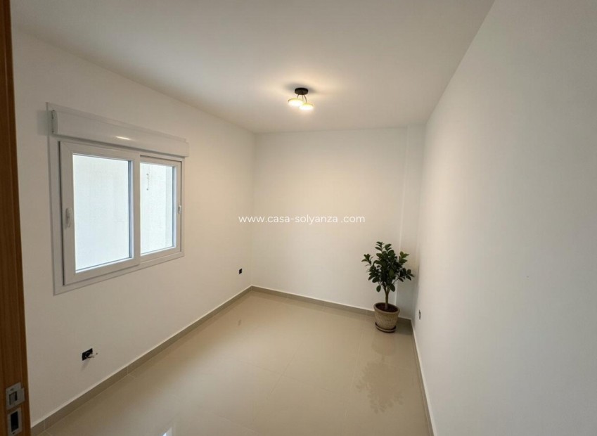 Reventa - Apartamento / piso - Torrevieja - Playa del Cura