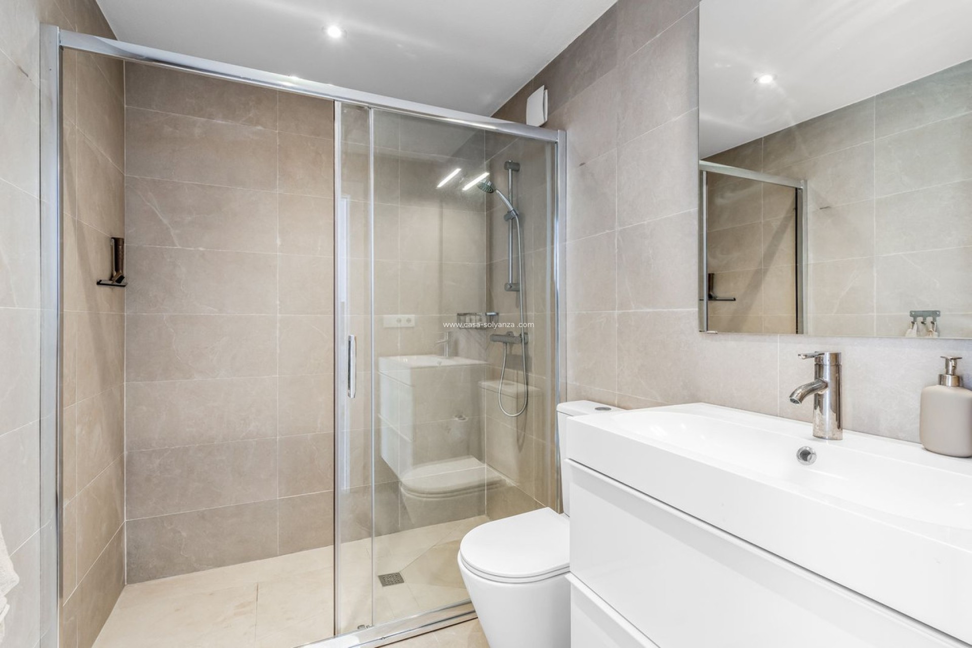 Reventa - Apartamento / piso - Torrevieja - Playa del Cura