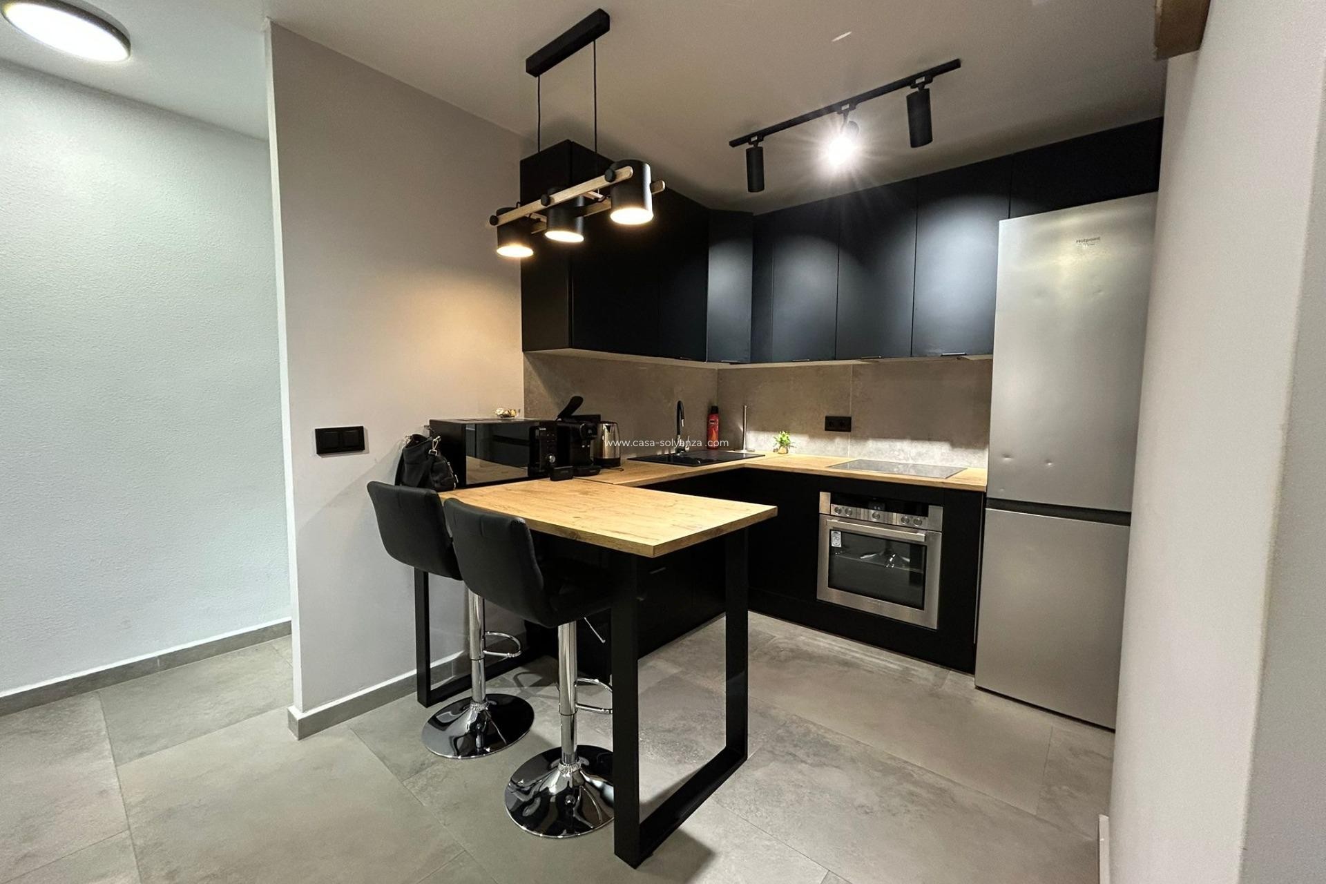 Reventa - Apartamento / piso - Torrevieja - Playa del Cura