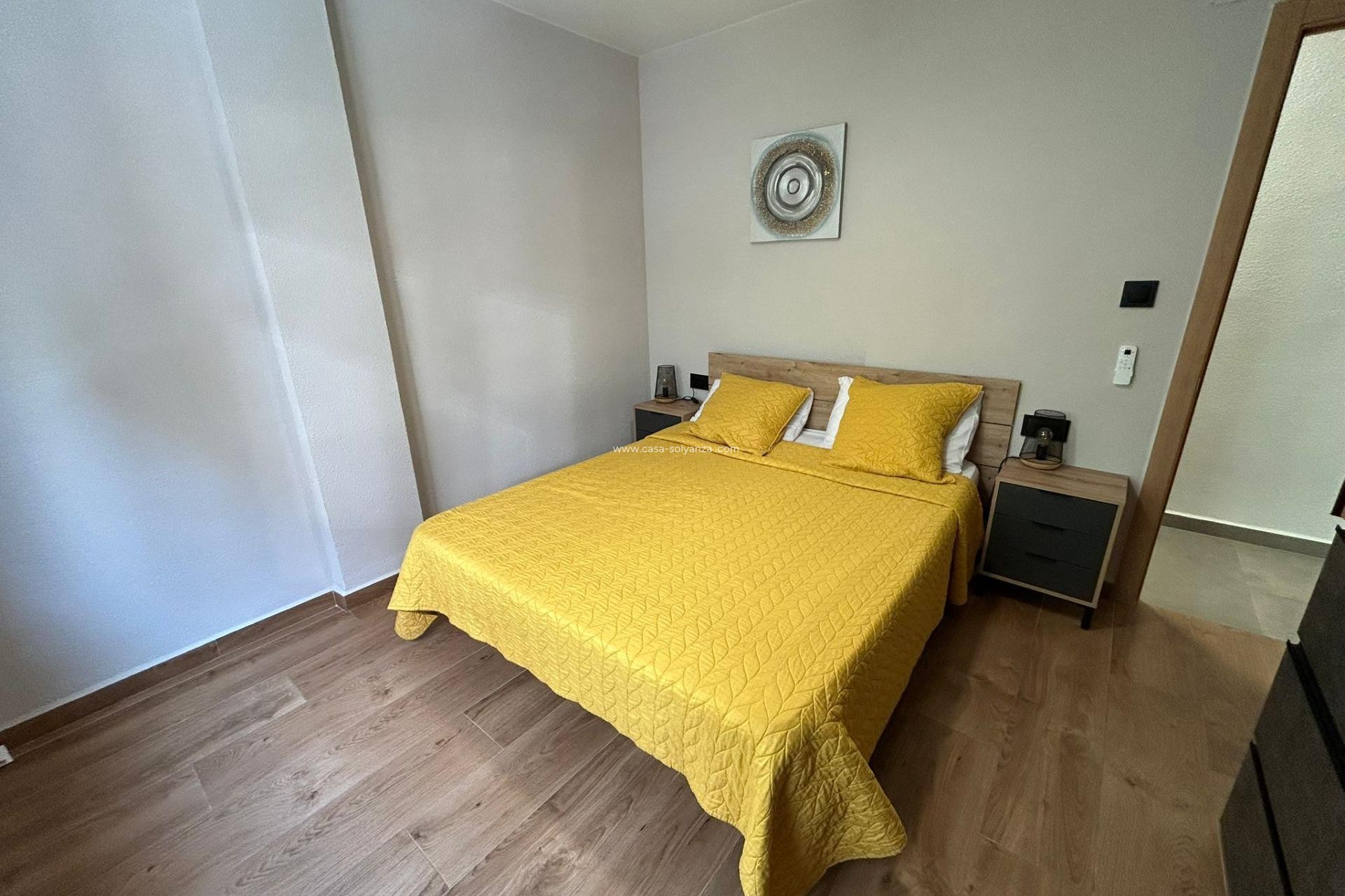 Reventa - Apartamento / piso - Torrevieja - Playa del Cura