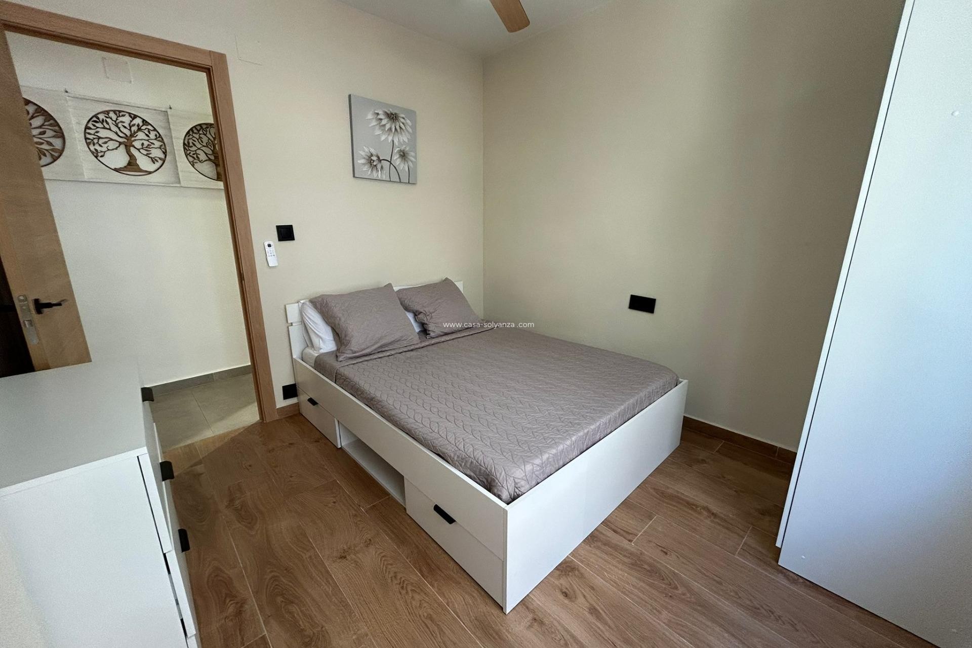 Reventa - Apartamento / piso - Torrevieja - Playa del Cura