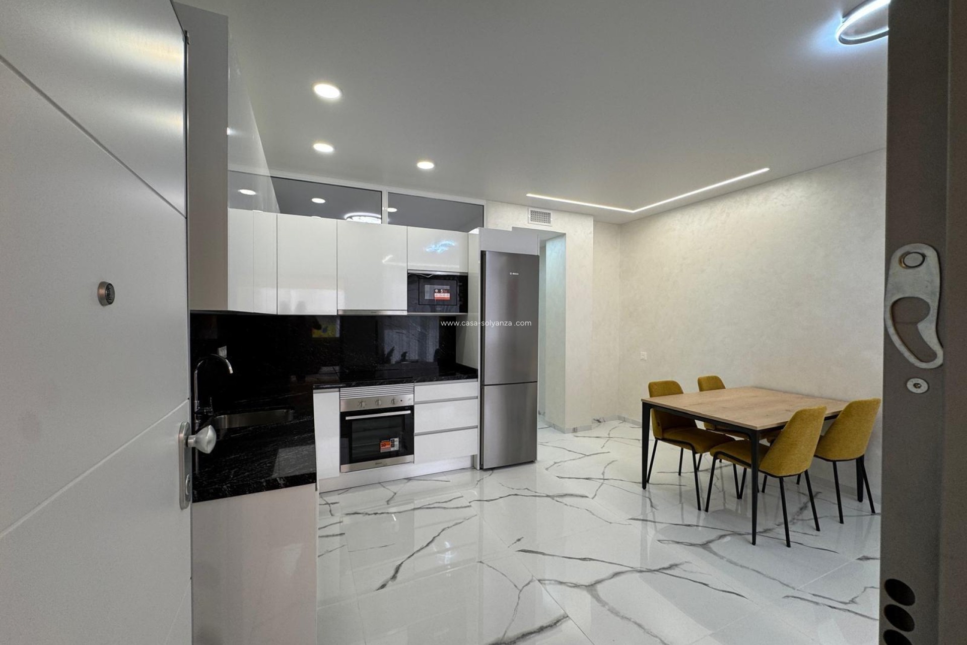 Reventa - Apartamento / piso - Torrevieja - Playa del Cura