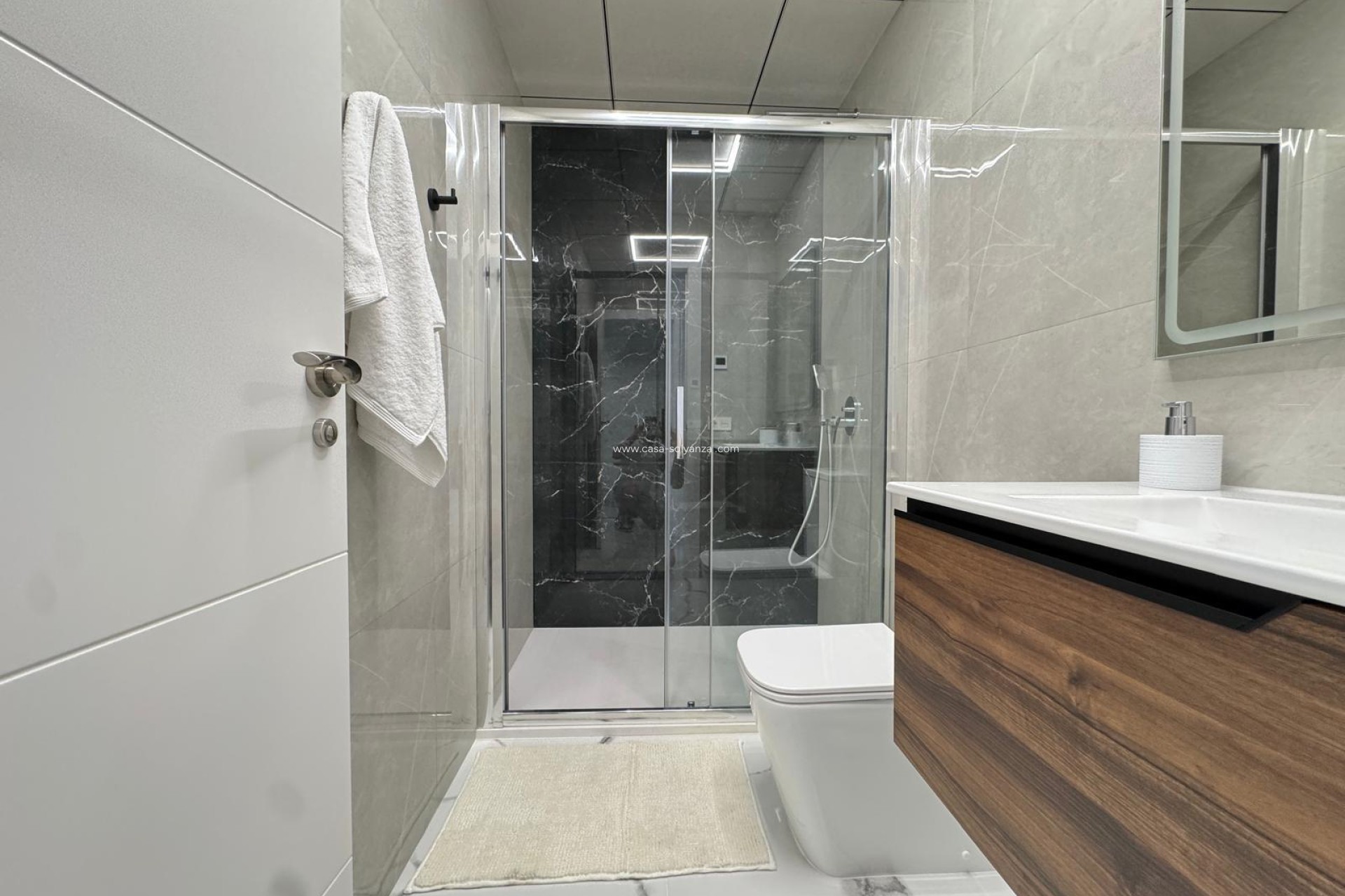 Reventa - Apartamento / piso - Torrevieja - Playa del Cura