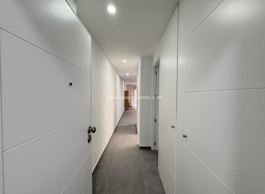 Reventa - Apartamento / piso - Torrevieja - Playa del Cura