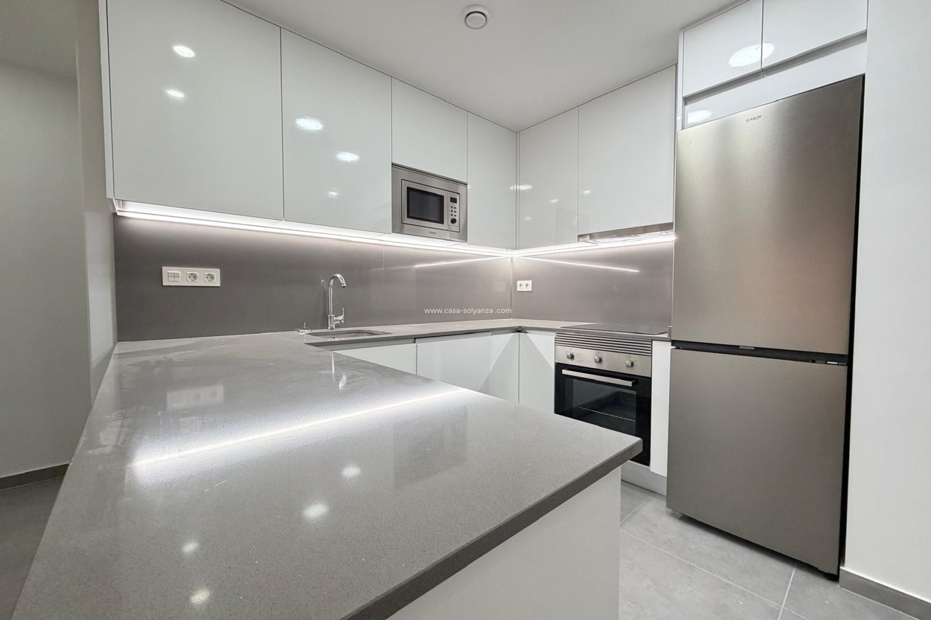 Reventa - Apartamento / piso - Torrevieja - Playa del Cura