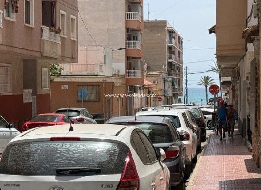 Reventa - Apartamento / piso - Torrevieja - Playa del Cura