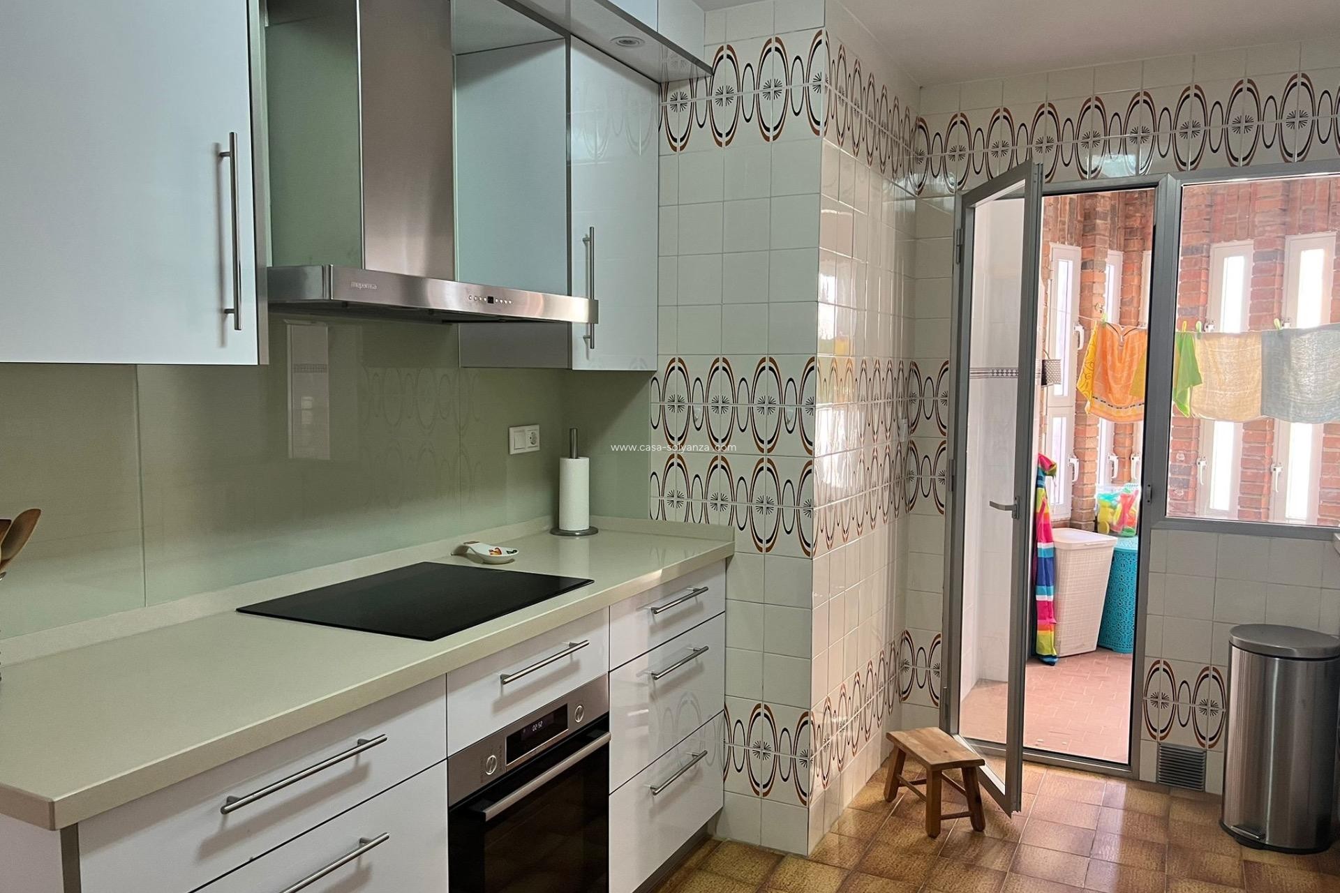 Reventa - Apartamento / piso - Torrevieja - Playa del Cura