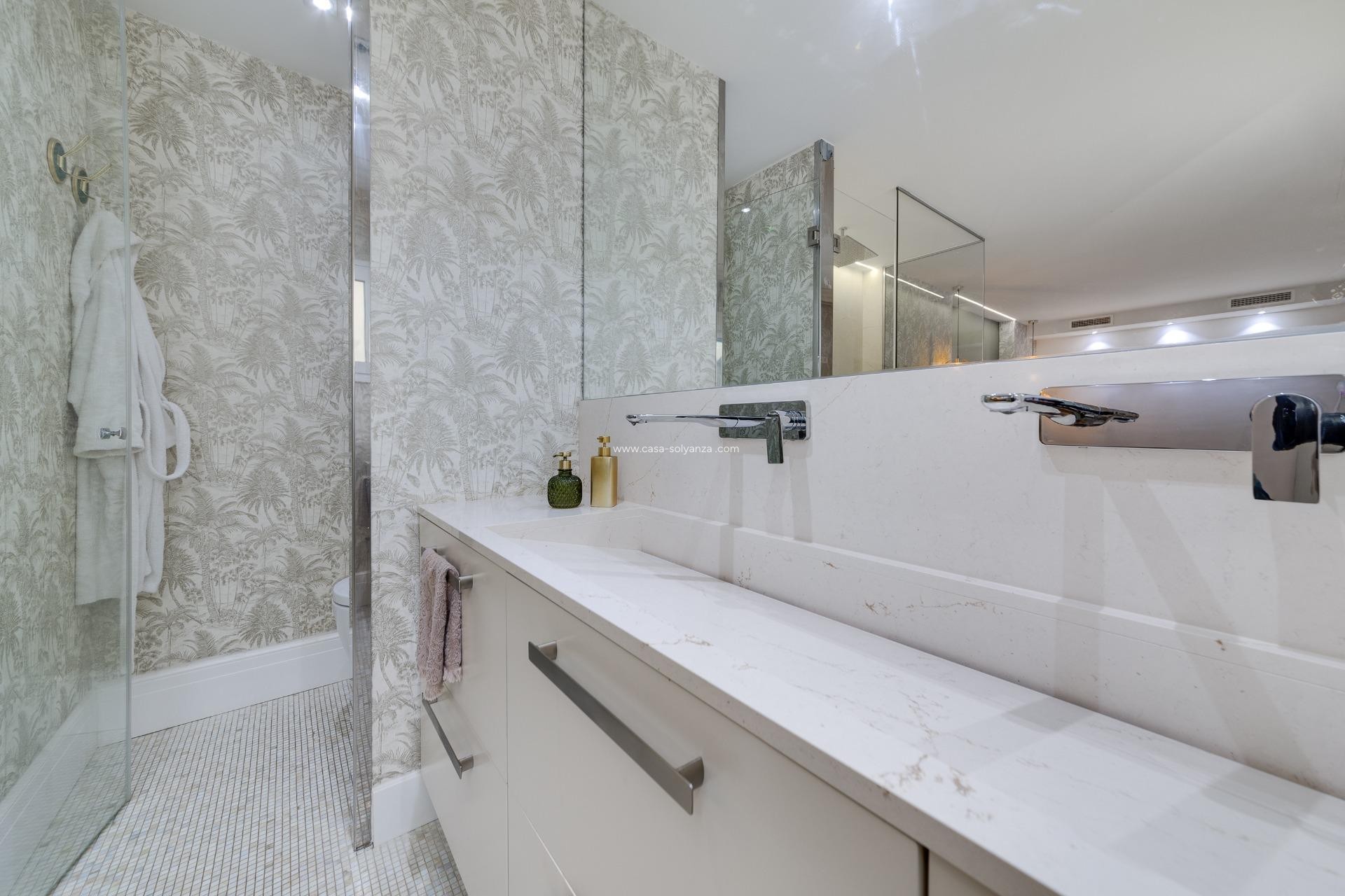 Reventa - Apartamento / piso - Torrevieja - Playa del Cura