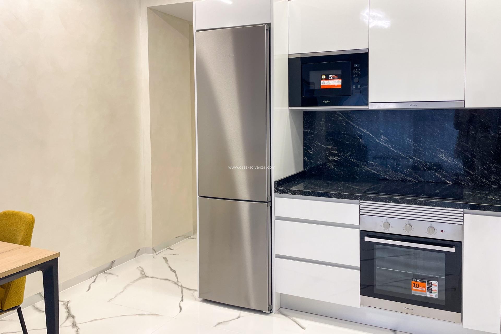 Reventa - Apartamento / piso - Torrevieja - Playa del Cura