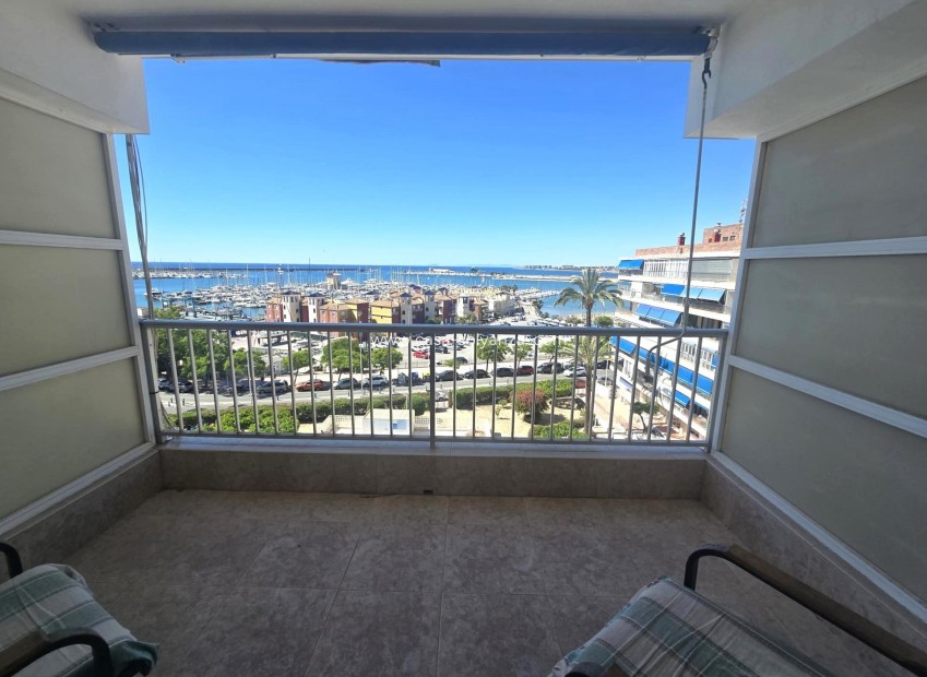 Reventa - Apartamento / piso - Torrevieja - Puerto Deportivo Marina Salinas