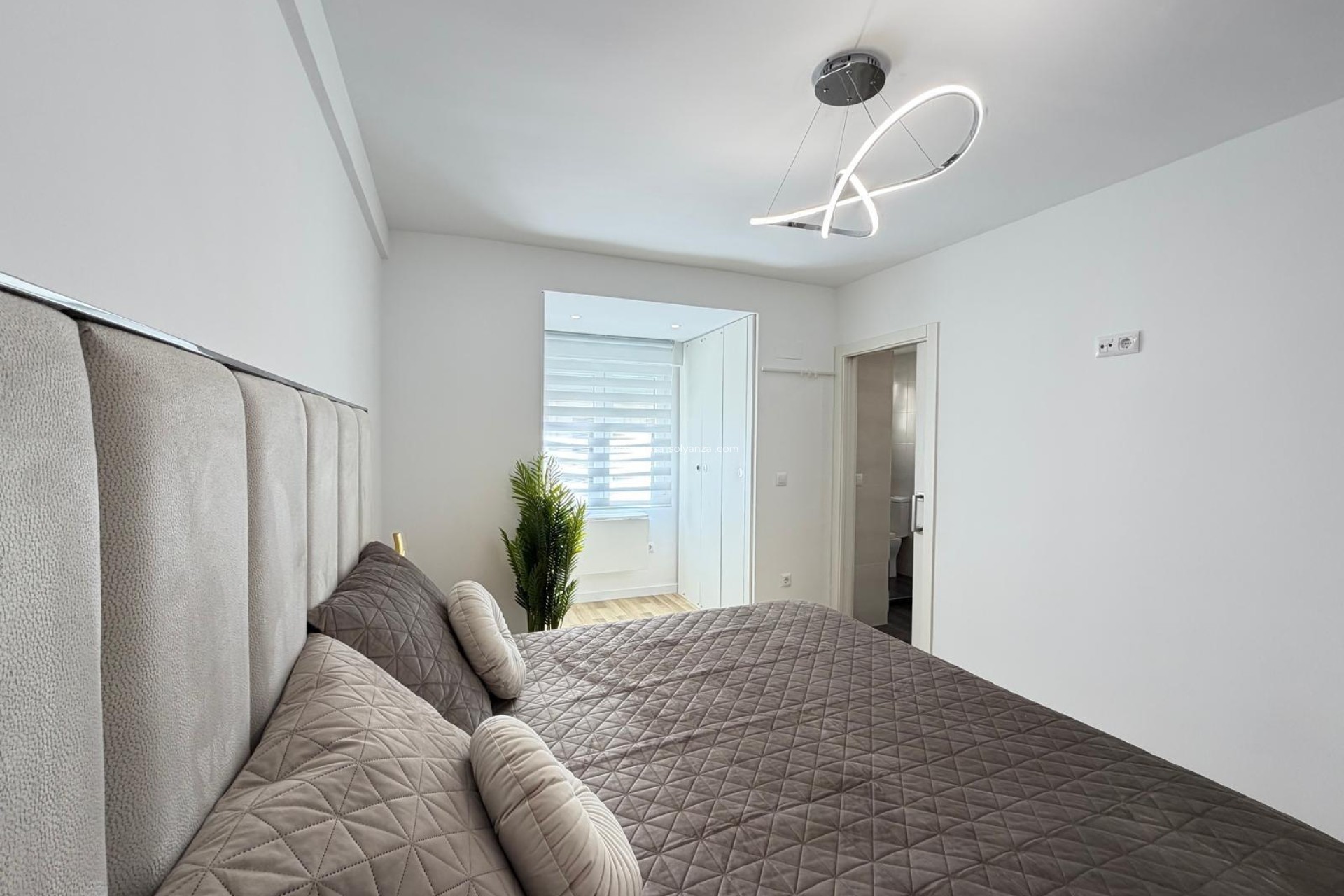 Reventa - Apartamento / piso - Torrevieja - Puerto