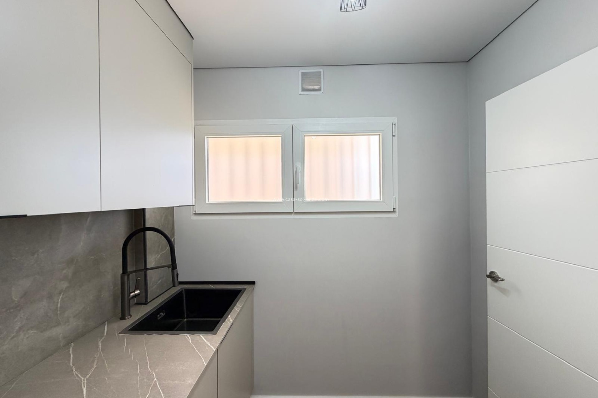 Reventa - Apartamento / piso - Torrevieja - Punta Prima