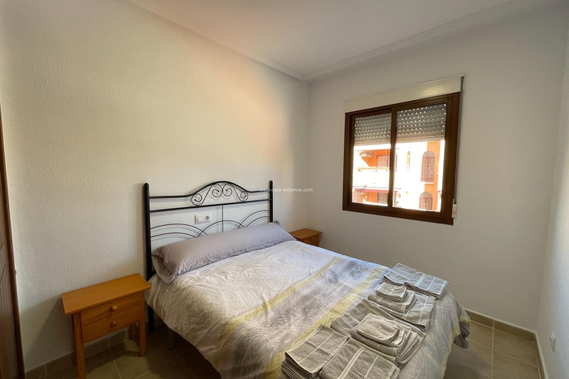 Reventa - Apartamento / piso - Torrevieja - Rosaleda-los Frutales