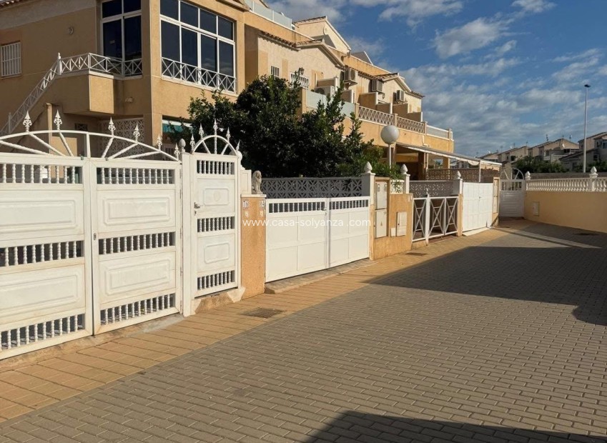 Reventa - Apartamento / piso - Torrevieja - Torretas