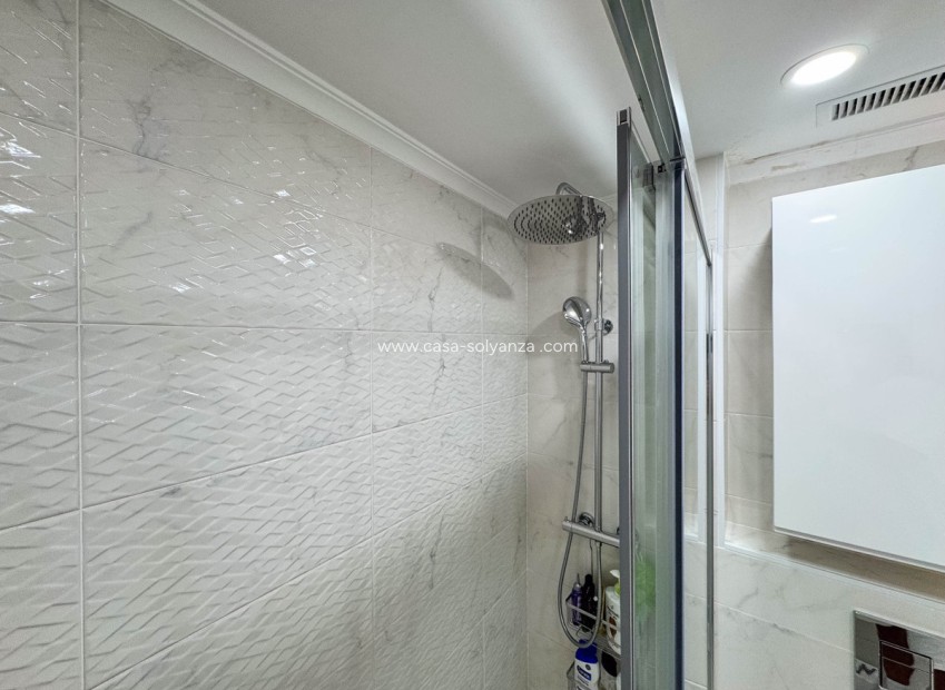 Reventa - Apartamento / piso - Torrevieja - Torrevieja Centro