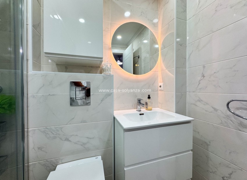 Reventa - Apartamento / piso - Torrevieja - Torrevieja Centro