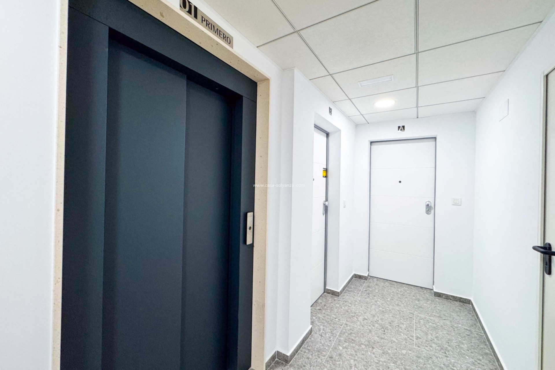 Reventa - Apartamento / piso - Torrevieja - Torrevieja Centro