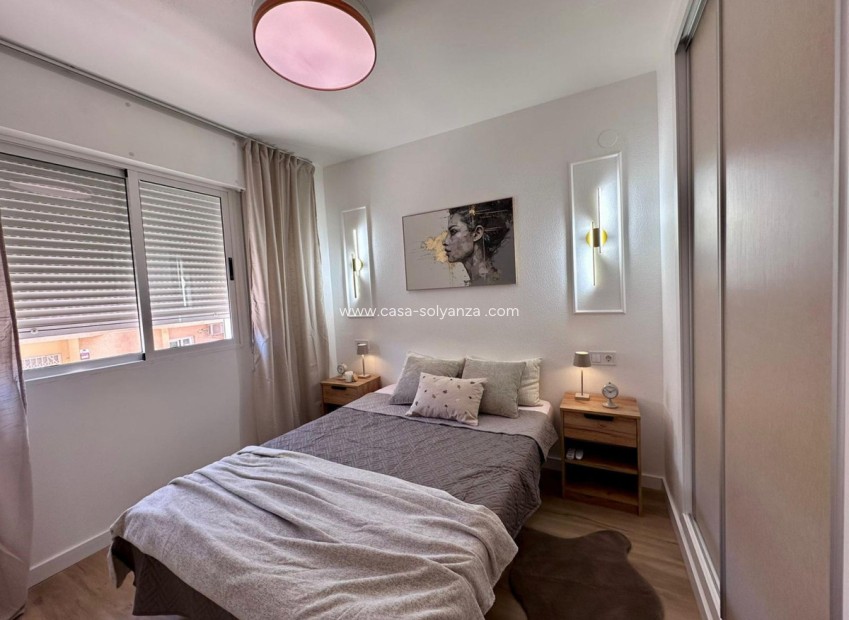 Reventa - Apartamento / piso - Torrevieja - Torrevieja Centro