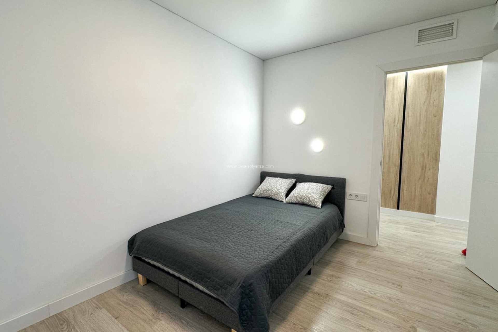 Reventa - Apartamento / piso - Torrevieja - Torrevieja Centro