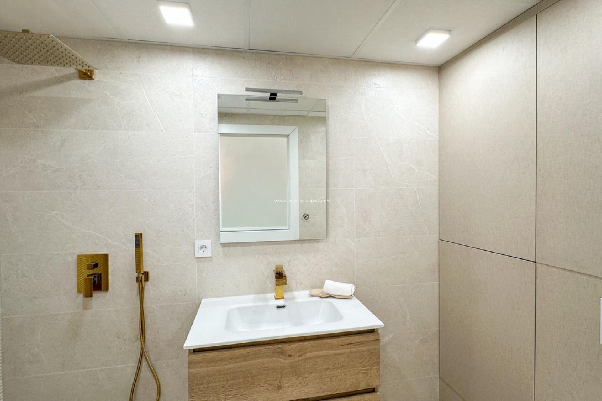 Reventa - Apartamento / piso - Torrevieja - Torrevieja Centro