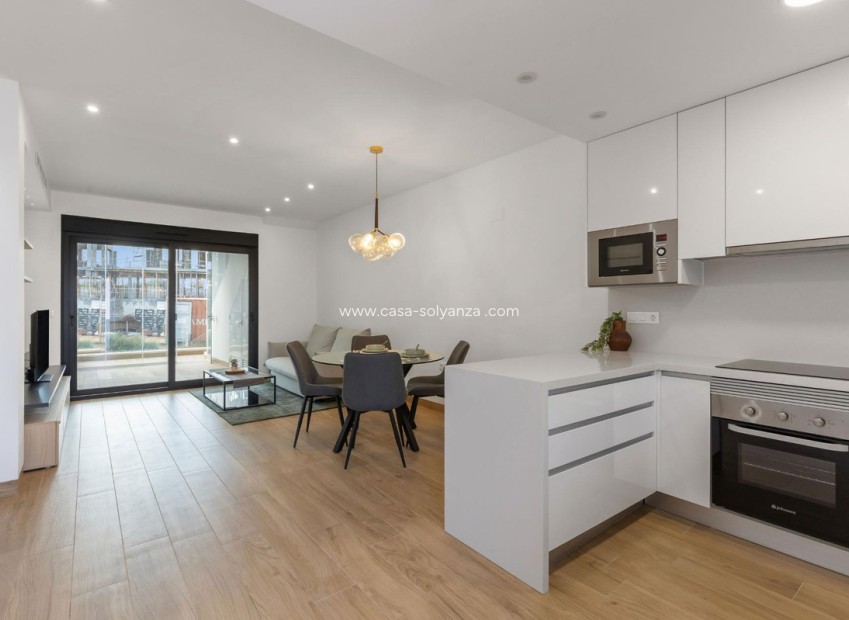 Reventa - Apartamento / piso - Torrevieja - Torrevieja Centro