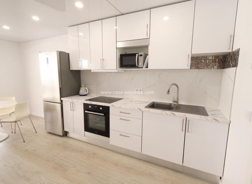 Reventa - Apartamento / piso - Torrevieja - Torrevieja Centro