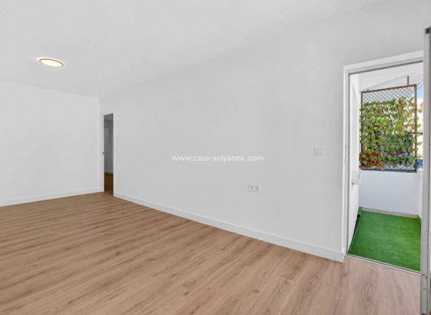 Reventa - Apartamento / piso - Torrevieja - Torrevieja Centro