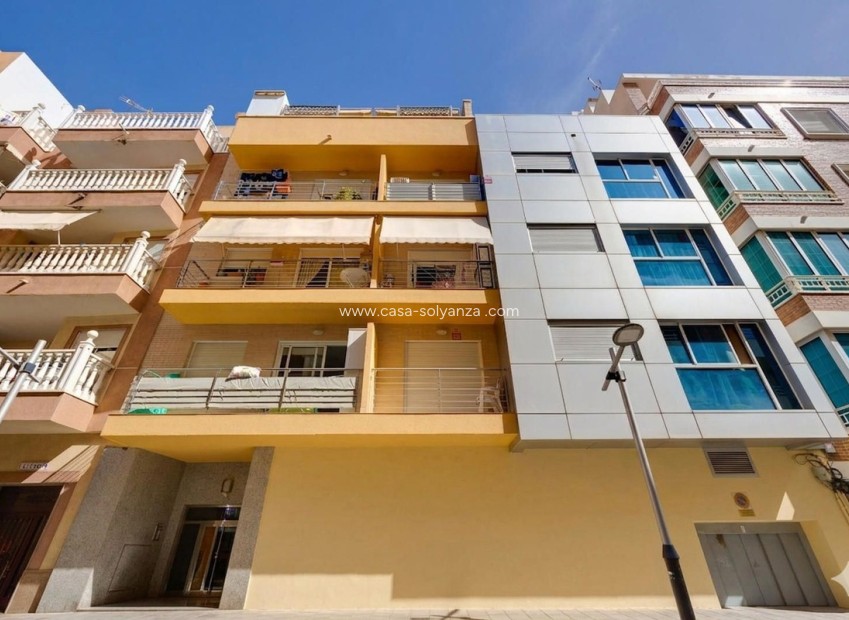 Reventa - Apartamento / piso - Torrevieja - Torrevieja Centro