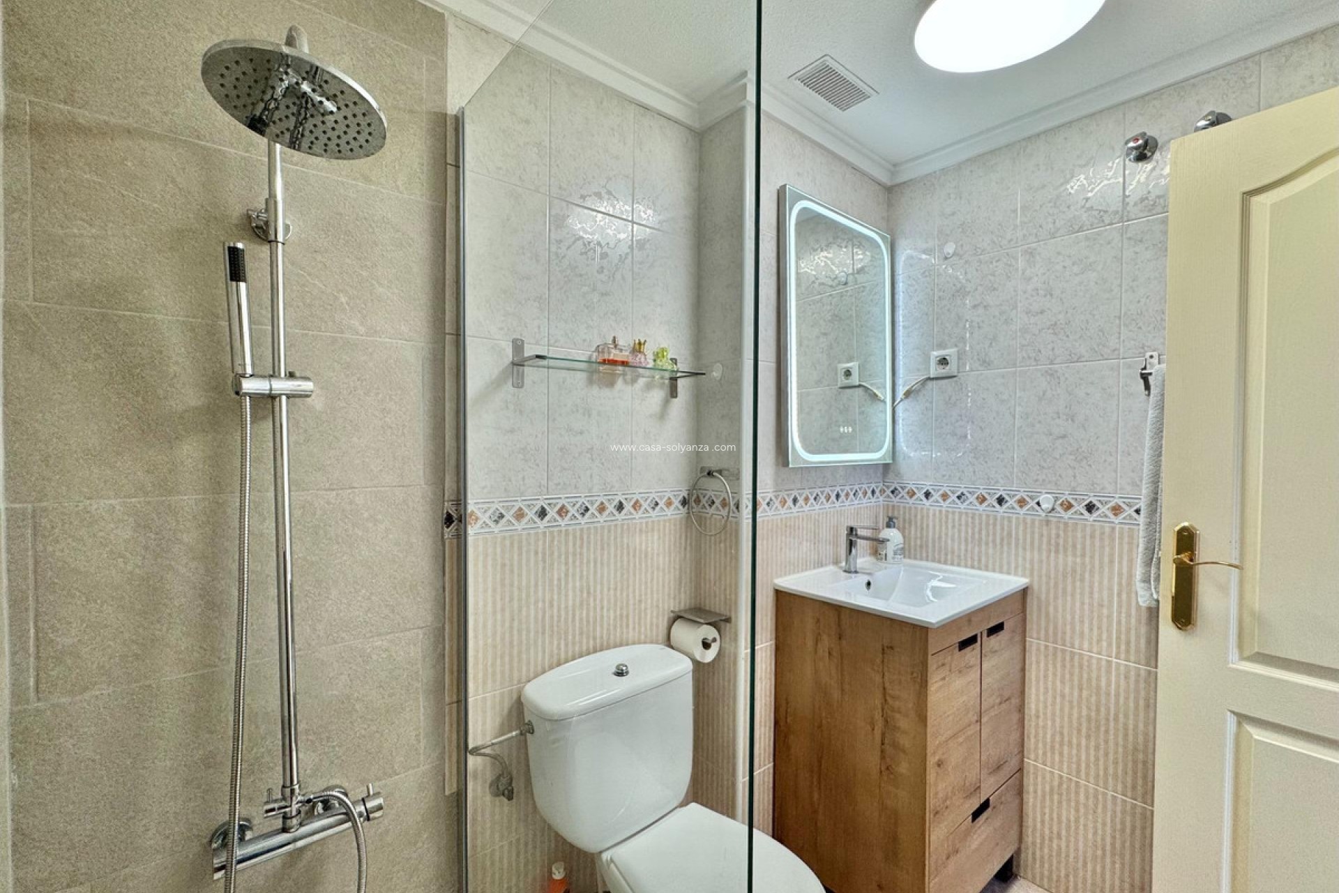 Reventa - Apartamento / piso - Torrevieja - Torrevieja Centro