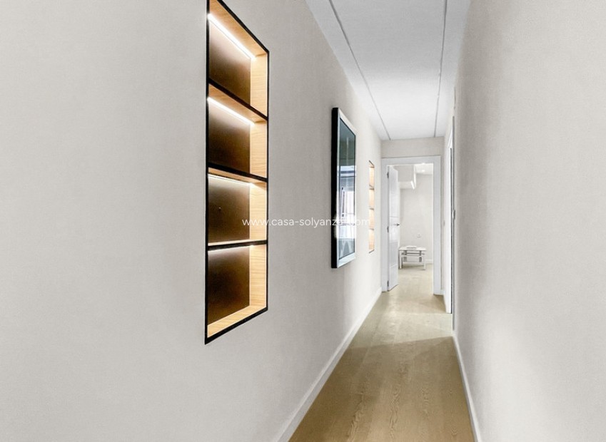 Reventa - Apartamento / piso - Torrevieja - Torrevieja Centro