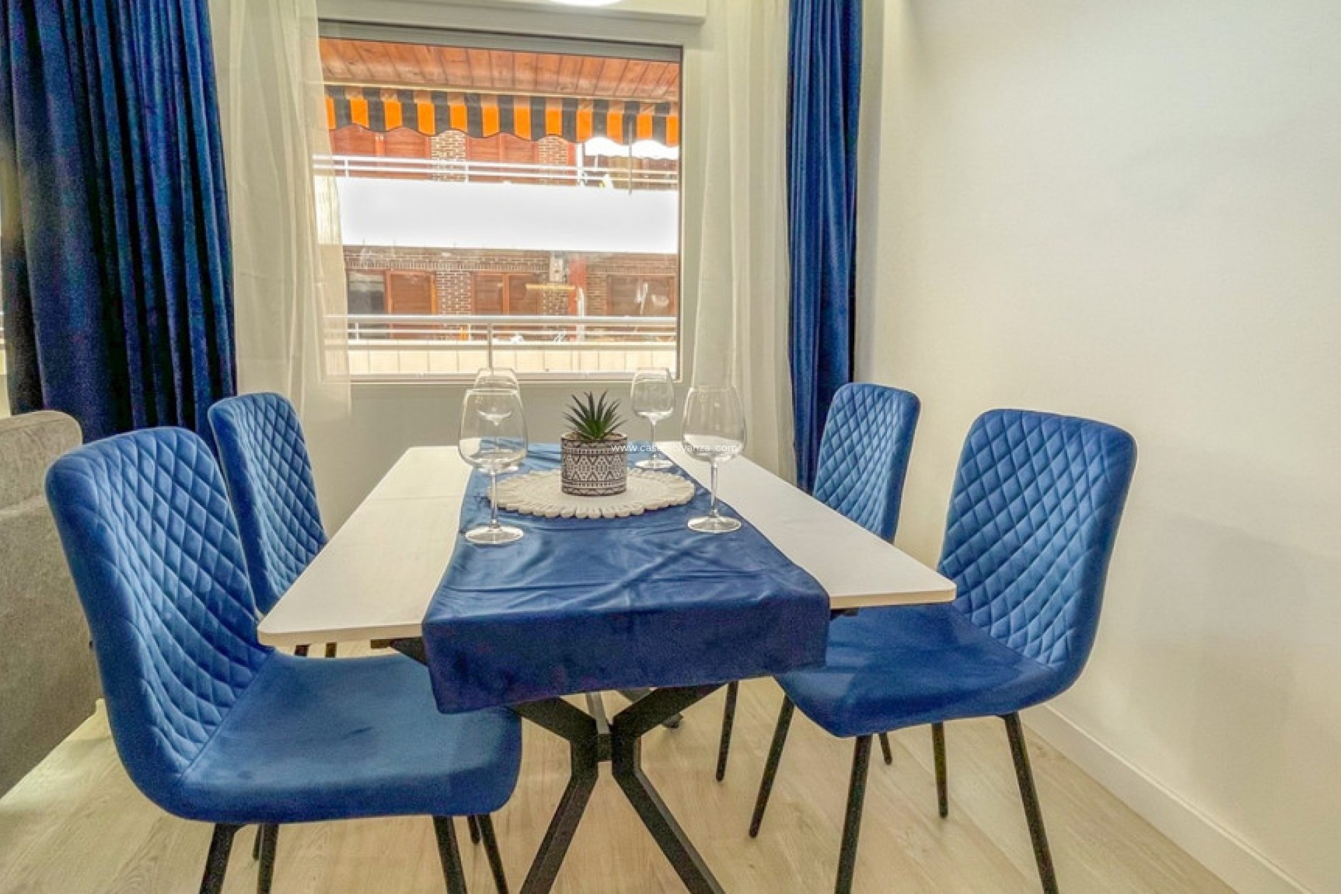 Reventa - Apartamento / piso - Torrevieja - Torrevieja Centro