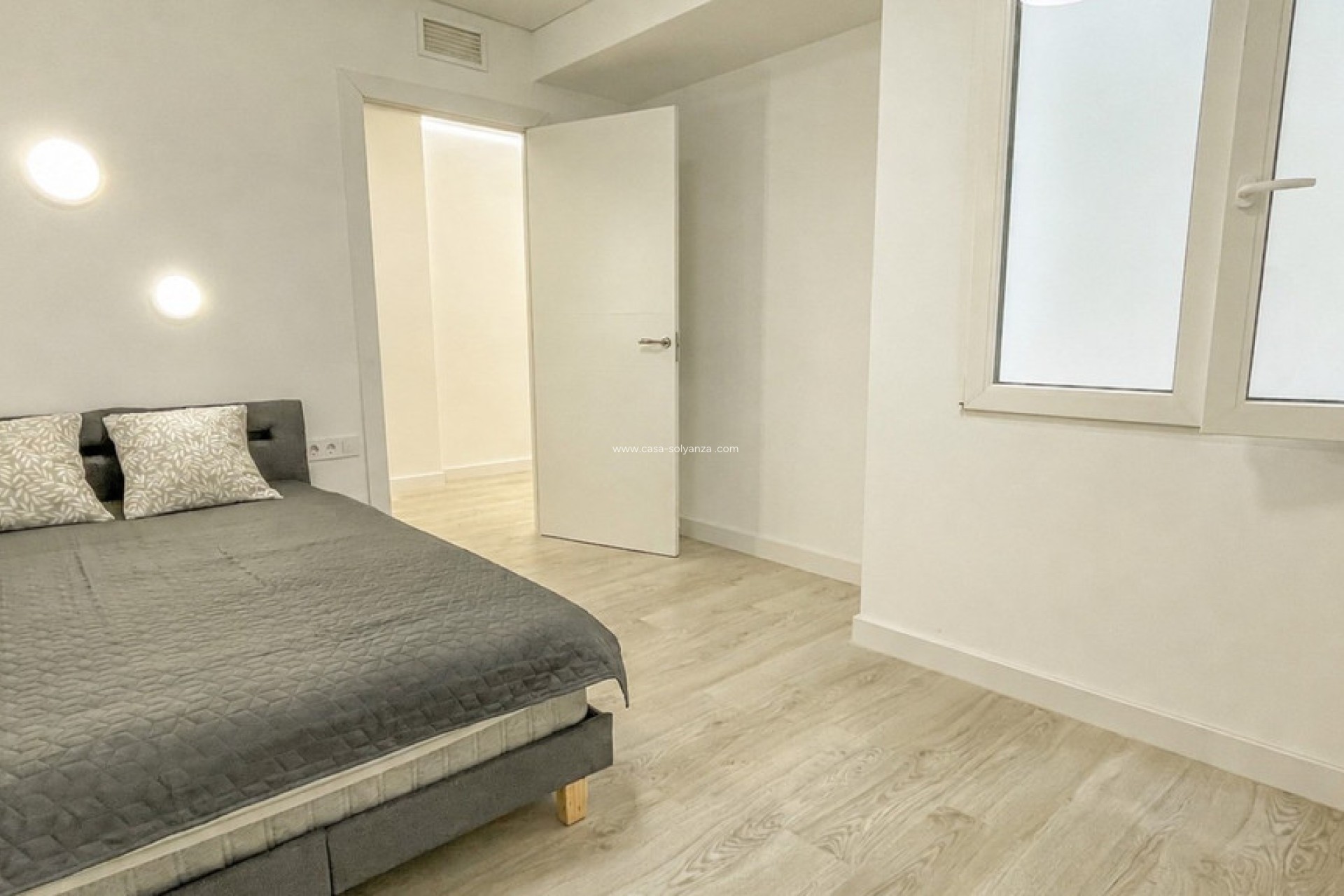 Reventa - Apartamento / piso - Torrevieja - Torrevieja Centro