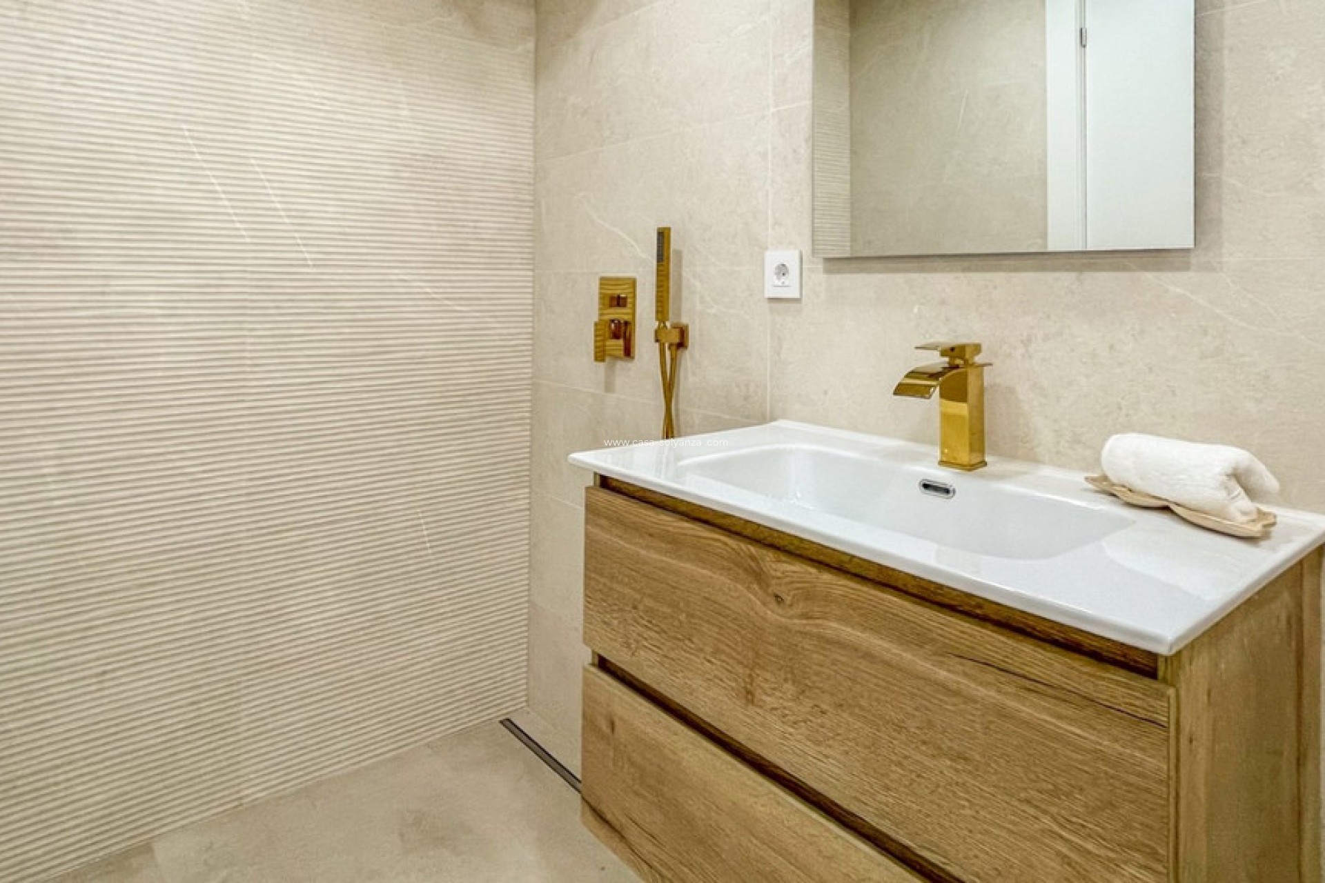 Reventa - Apartamento / piso - Torrevieja - Torrevieja Centro