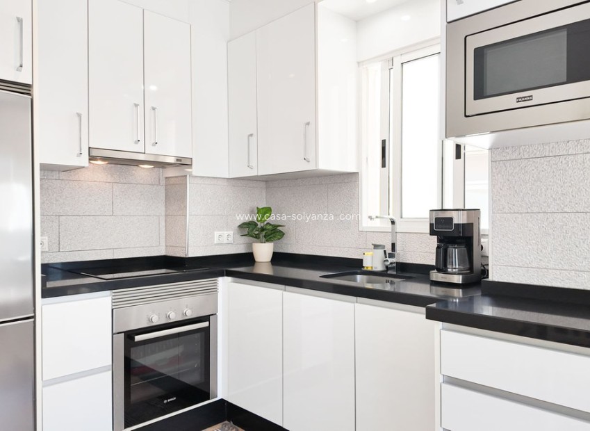 Reventa - Apartamento / piso - Torrevieja - Torrevieja Centro