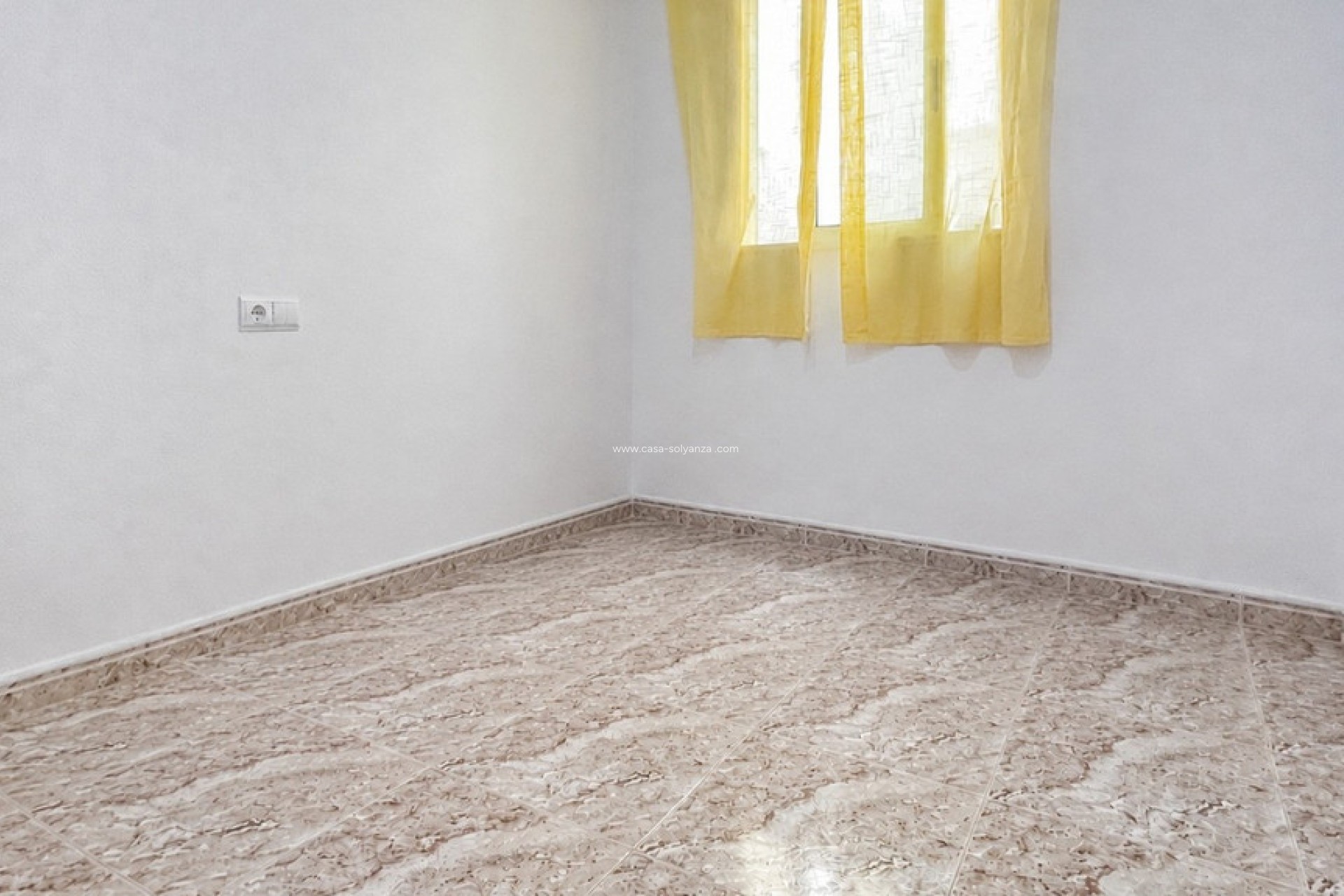 Reventa - Apartamento / piso - Torrevieja - Torrevieja Centro