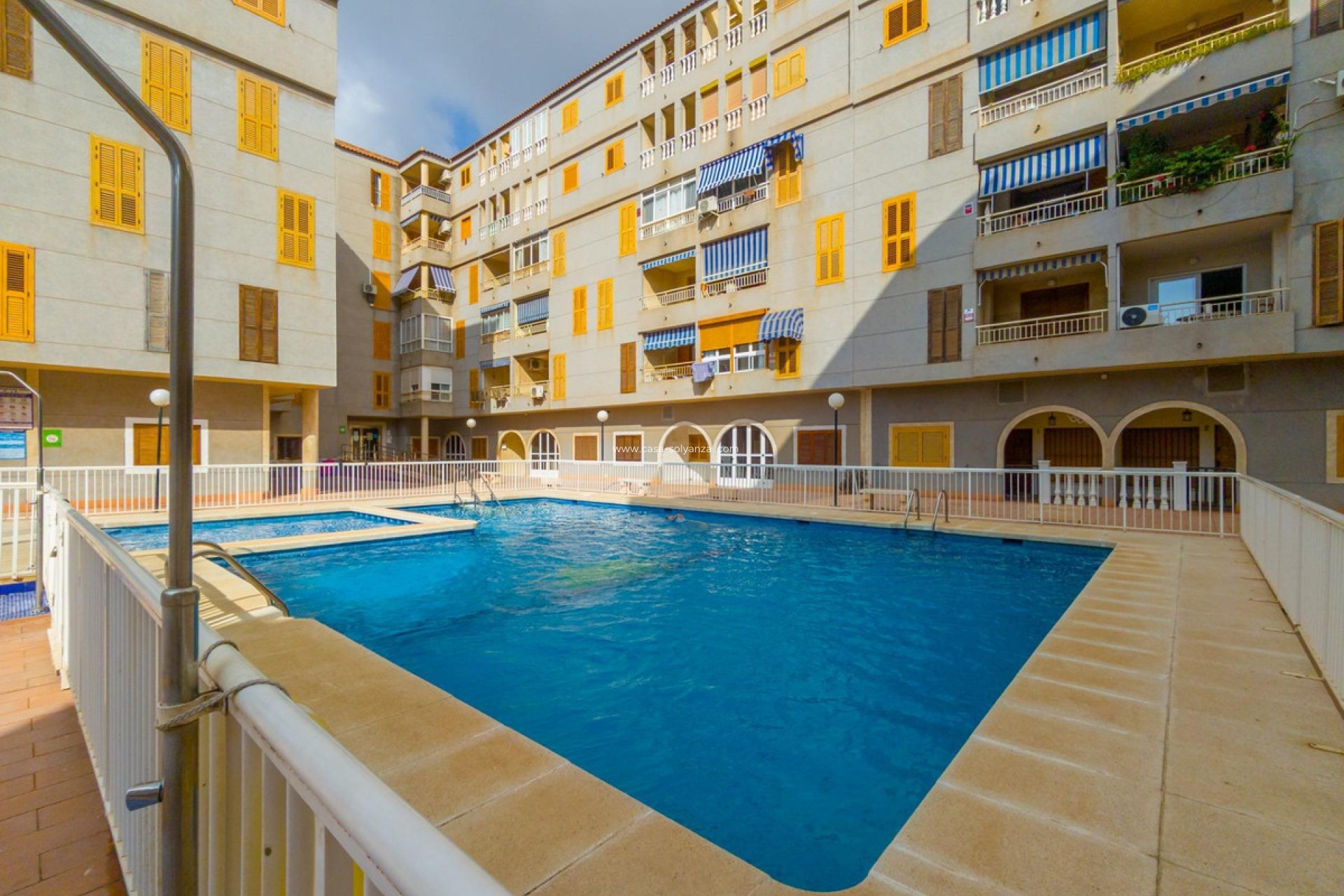 Reventa - Apartamento / piso - Torrevieja - Torrevieja Centro