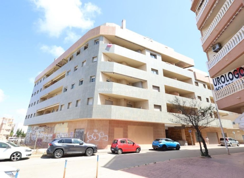 Reventa - Apartamento / piso - Torrevieja - Torrevieja Centro