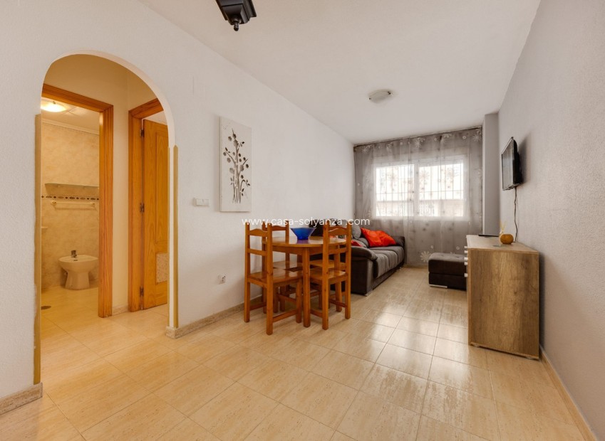Reventa - Apartamento / piso - Torrevieja - Torrevieja Centro