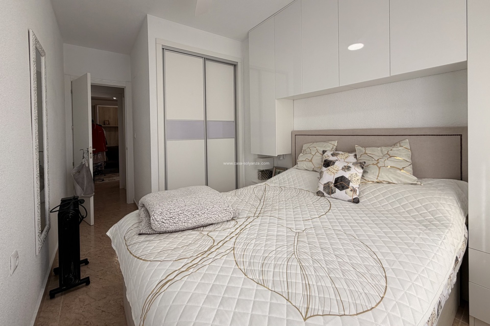 Reventa - Apartamento / piso - Torrevieja - Urb. Calas Blancas III