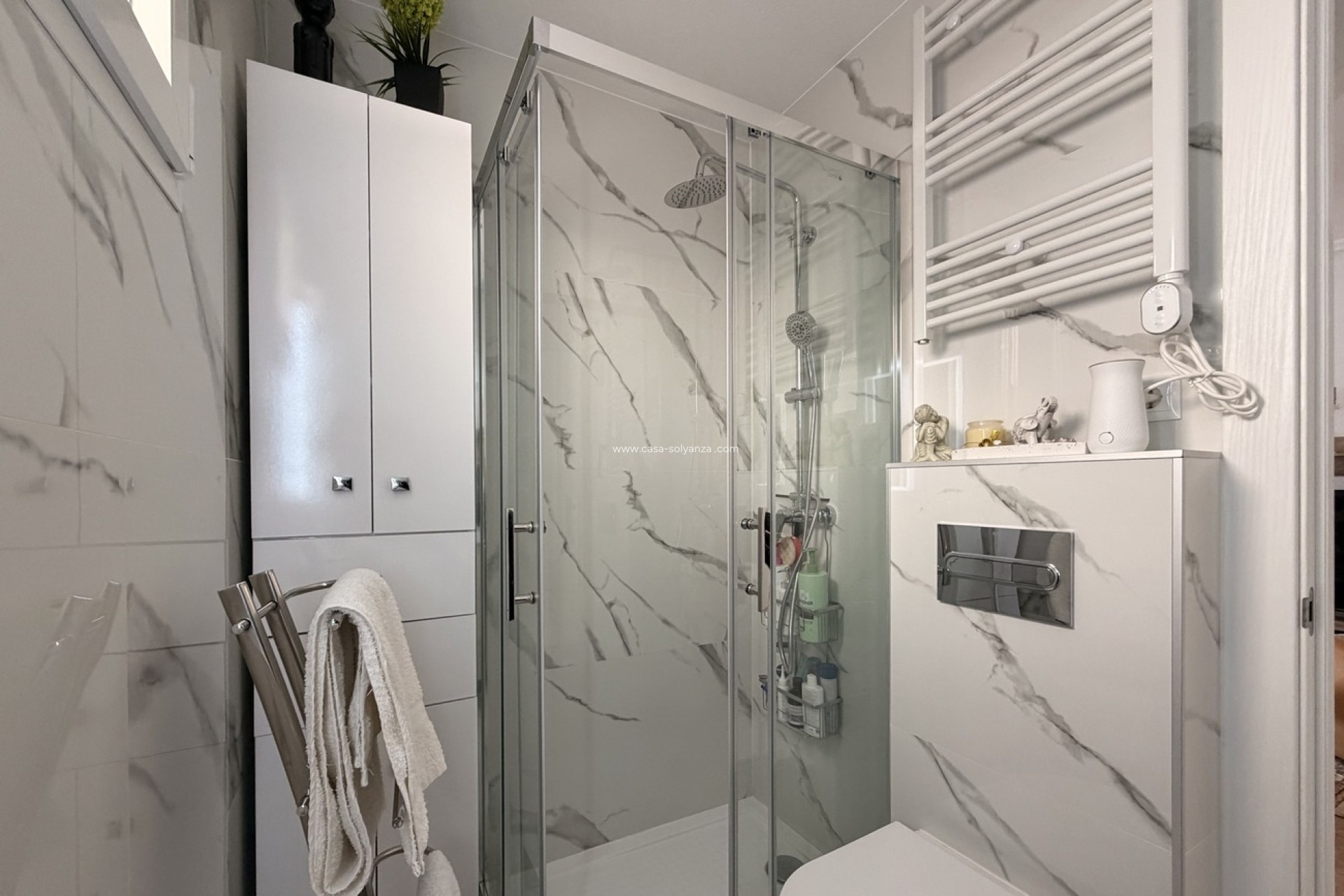 Reventa - Apartamento / piso - Torrevieja - Urb. Calas Blancas III