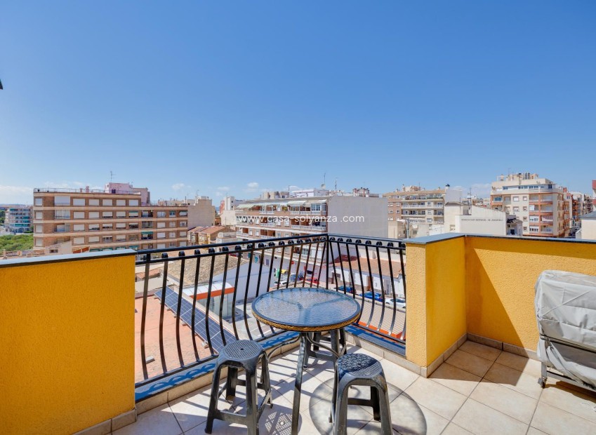 Reventa - Apartamento / piso - Torrevieja