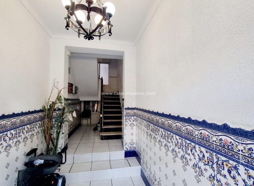 Reventa - Apartamento / piso - Torrevieja