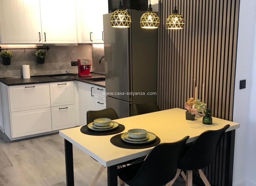 Reventa - Apartamento / piso - Torrevieja