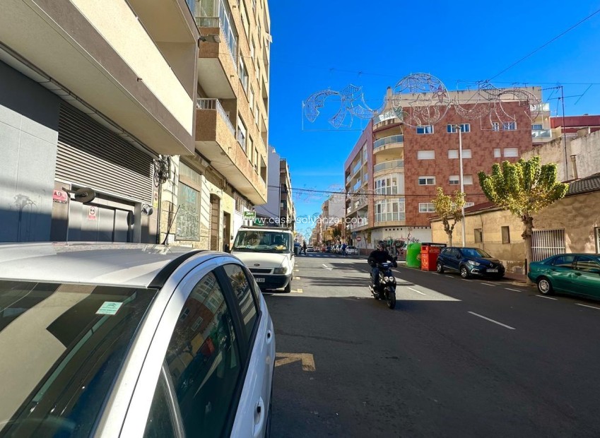 Reventa - Apartamento / piso - Torrevieja